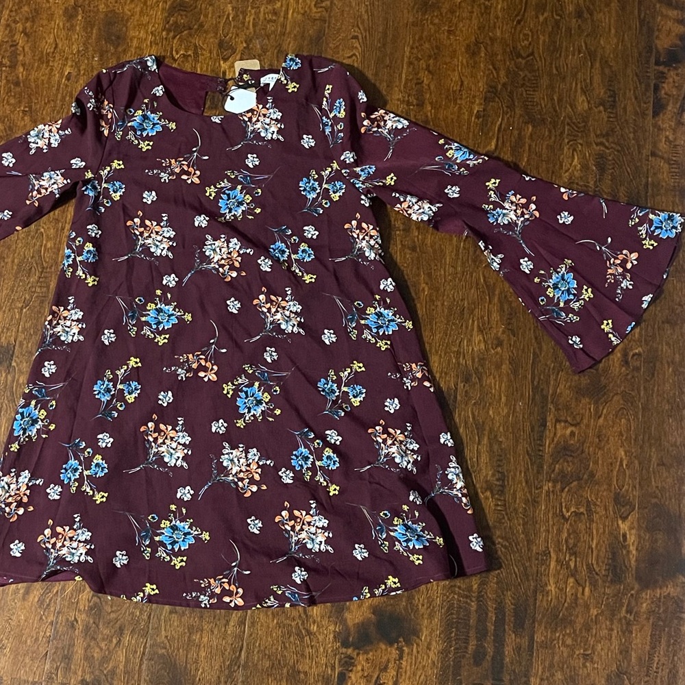 Boutique Bell Sleeve Floral Dress